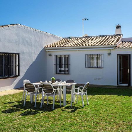 Charming Villa On The Seafront Marbella Exteriör bild