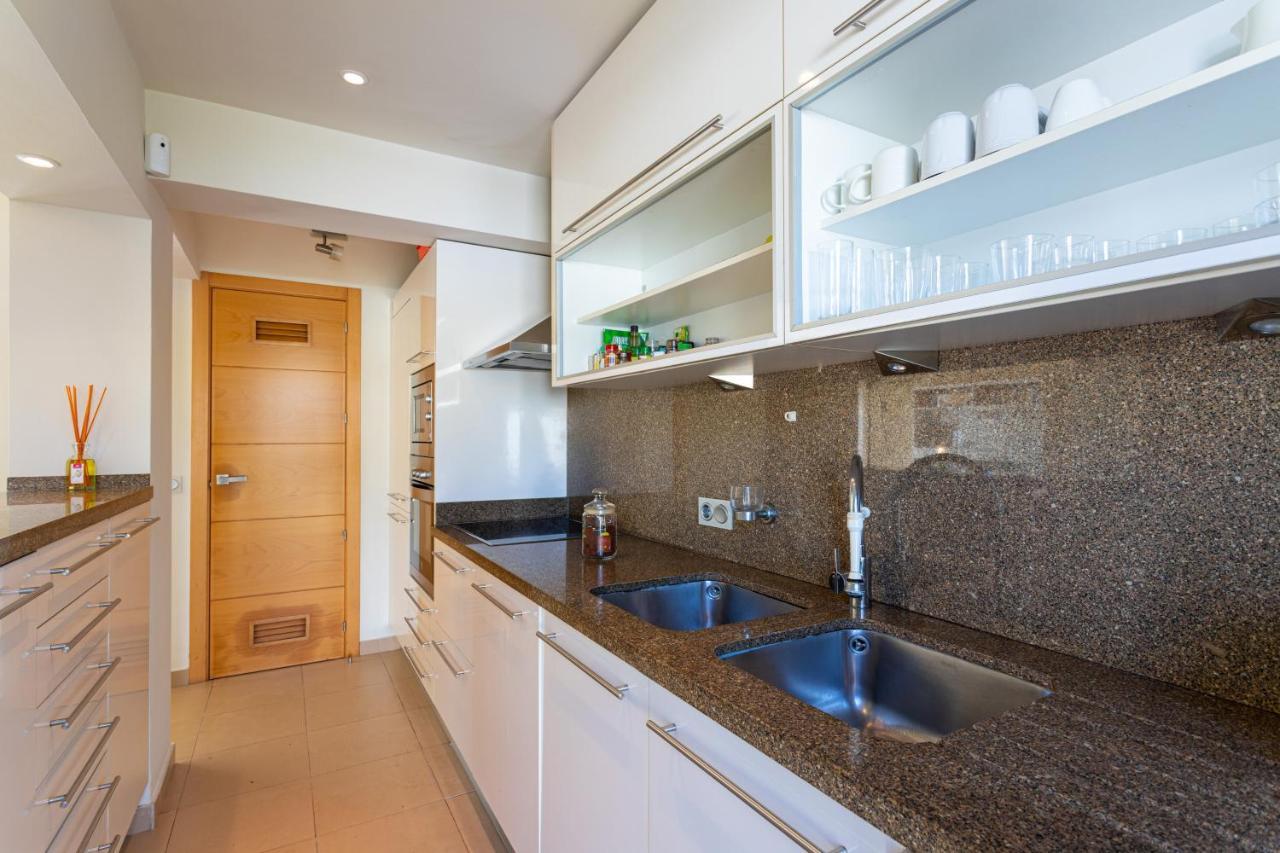 Charming Villa On The Seafront Marbella Exteriör bild